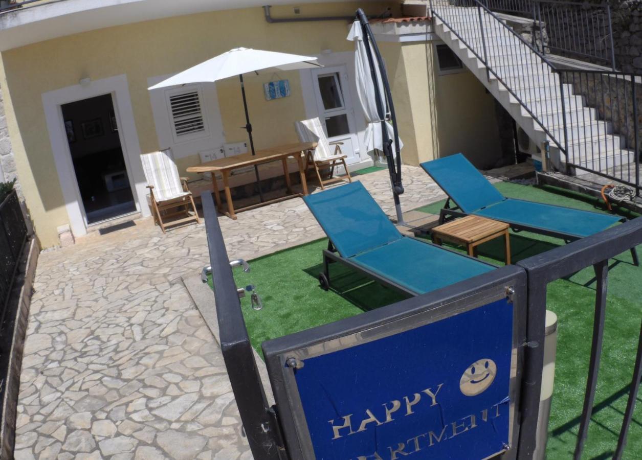 Apartman The Happy
